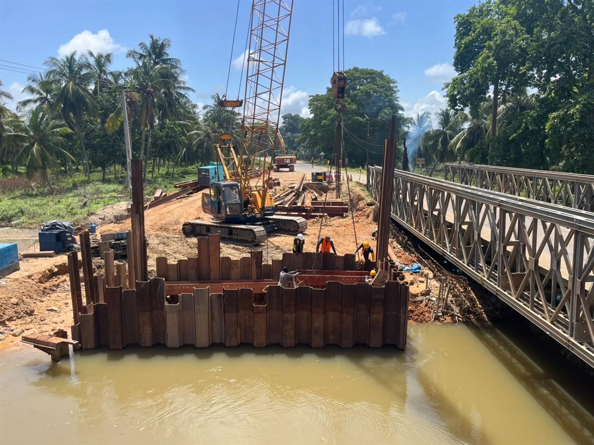 Reconstruction of Bridge No. 9/2 on Puttalam - Marichchikade Road (B379) - RR Construction Sri Lanka